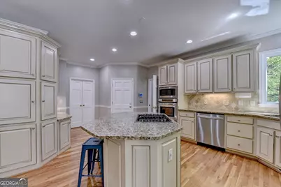 13415 Providence Lake Drive, Alpharetta, GA 30004 - Photo 23