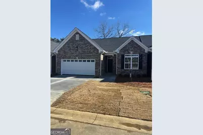 227 Regency Lane, Calhoun, GA 30701 - Photo 1