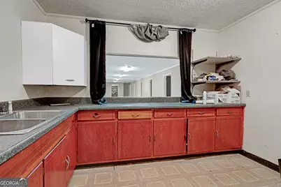 330 N 16th Street, Griffin, GA 30223 - Photo 15