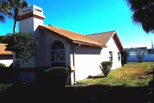 11034 Auburndale St, Spring Hill, FL 34609 - Photo 7