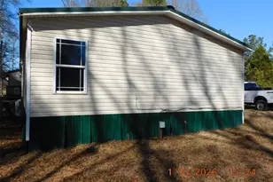 733 Twin Oaks Rd, Williamson, GA 30292 - Photo 3