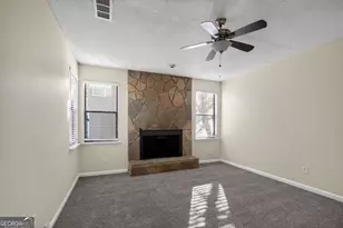 858 Chapman Cir, Stone Mountain, GA 30088 - Photo 9