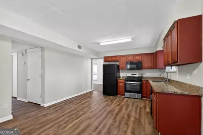 858 Chapman Circle, Stone Mountain, GA 30088 - Photo 17