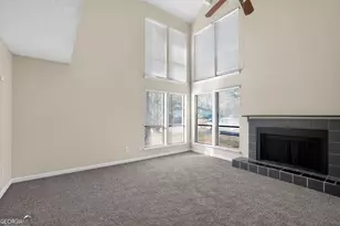 858 Chapman Cir, Stone Mountain, GA 30088 - Photo 5