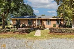 404 E First St, Springfield, GA 31329 - Photo 1