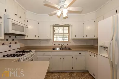 404 E First Street, Springfield, GA 31329 - Photo 13