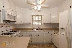 404 E First St, Springfield, GA 31329 - Photo 13