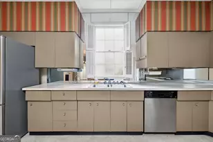 1802 Pine Forest Cir, Dublin, GA 31021 - Photo 11