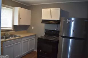 382 Cowan St, Macon, GA 31217 - Photo 3