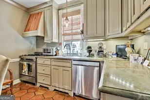 372 E College St, Griffin, GA 30224 - Photo 23