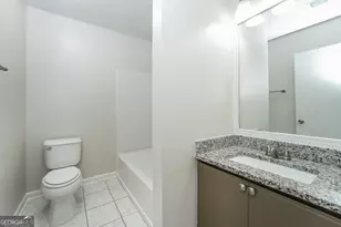 5439 Farmview Close, Stone Mountain, GA 30088 - Photo 11