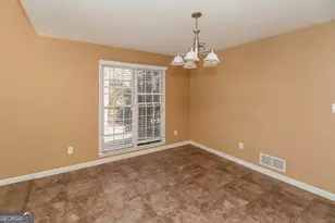 1276 Grindenwald Dr, Jonesboro, GA 30238 - Photo 3