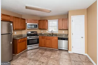 1276 Grindenwald Drive, Jonesboro, GA 30238 - Photo 7