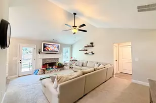 178 Cole Ct Dr, Commerce, GA 30529 - Photo 5