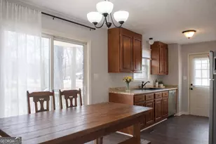 1080 Maple Cir, Watkinsville, GA 30677 - Photo 3