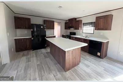 152 Trinity Ct, Royston, GA 30662 - Photo 3