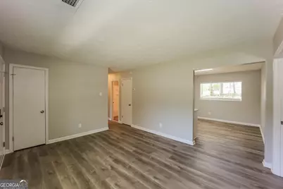 8143 Huntington Drive, Jonesboro, GA 30238 - Photo 5