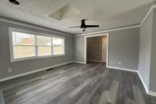 36 Mitchell St, Newnan, GA 30263 - Photo 9