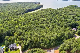 109 Riverbluff Dr, Lagrange, GA 30240 - Photo 1