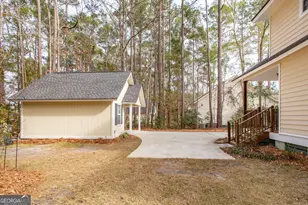 125 Brisbon Hall Dr, Richmond Hill, GA 31324 - Photo 11