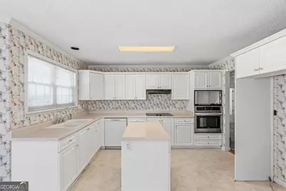 8278 Lower Thomaston Road, Macon, GA 31220 - Photo 13