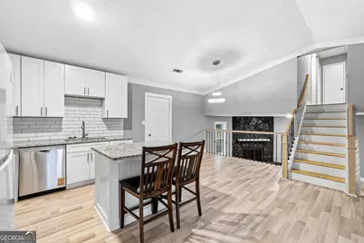 677 Tarkington Road S, Stone Mountain, GA 30088 - Photo 13