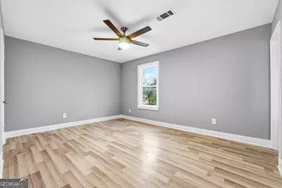 677 Tarkington Road S, Stone Mountain, GA 30088 - Photo 17
