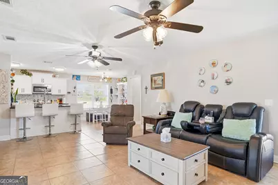 235 Victorian Lake Drive, Brunswick, GA 31525 - Photo 7