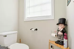 235 Victorian Lake Dr, Brunswick, GA 31525 - Photo 21