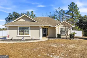 235 Victorian Lake Dr, Brunswick, GA 31525 - Photo 1