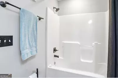 235 Victorian Lake Drive, Brunswick, GA 31525 - Photo 31