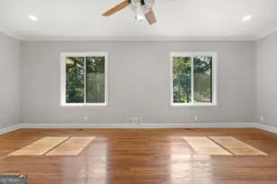 1099 Pine Valley Rd, Griffin, GA 30224 - Photo 9