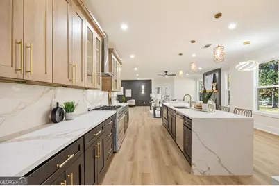 1755 Snapfinger Road, Decatur, GA 30032 - Photo 11