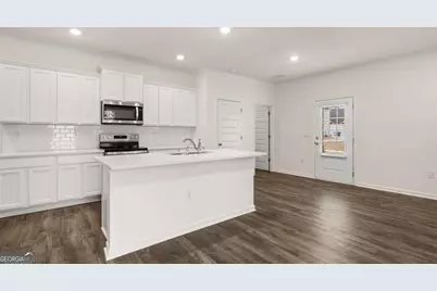 542 Silver Moon Drive, Loganville, GA 30052 - Photo 9