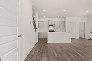 542 Silver Moon Dr, Loganville, GA 30052 - Photo 7