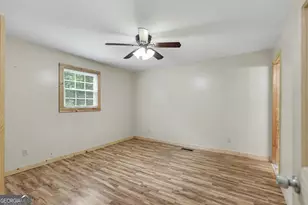 18 Charlie Mountain Rd, Clayton, GA 30525 - Photo 17