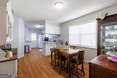 1406 Strickland Circle, Valdosta, GA 31601 - Photo 7