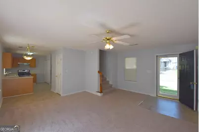 147 S Fairfield Drive, Peachtree City, GA 30269 - Photo 5