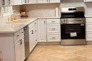 2649 Headland Dr, East Point, GA 30344 - Photo 9