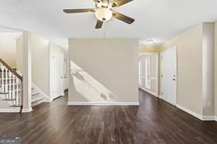 1319 Vine Cir, McDonough, GA 30253 - Photo 9