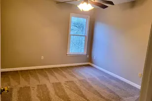 1523 Fallen Leaf Dr SW, Marietta, GA 30064 - Photo 9