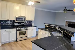 1523 Fallen Leaf Dr SW, Marietta, GA 30064 - Photo 5