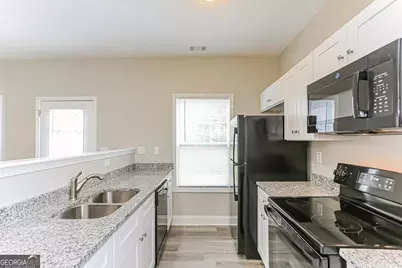 298 Delevan Street SW, Atlanta, GA 30315 - Photo 3