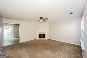 9510 Lakeview Rd, Union City, GA 30291 - Photo 3