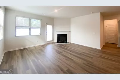 11893 Lovejoy Crossing Boulevard, Hampton, GA 30228 - Photo 3