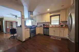 115 Burnside St, Jonesboro, GA 30236 - Photo 5