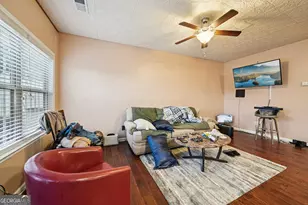 3199 Garden Glade Ln, Lithonia, GA 30038 - Photo 5