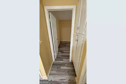 8560 Creekwood Way, Jonesboro, GA 30238 - Photo 13