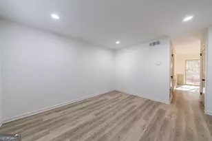 2386 Lawrenceville Hwy, Decatur, GA 30033 - Photo 9