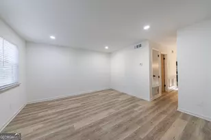 2386 Lawrenceville Hwy, Decatur, GA 30033 - Photo 7